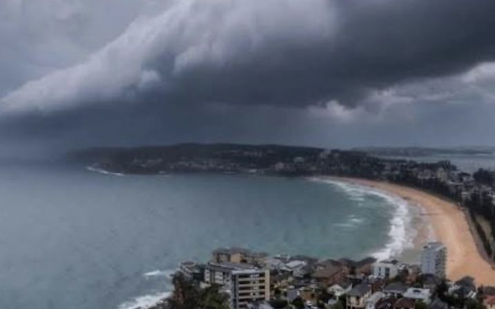 Storm front rolling in over a Northern Beaches beach