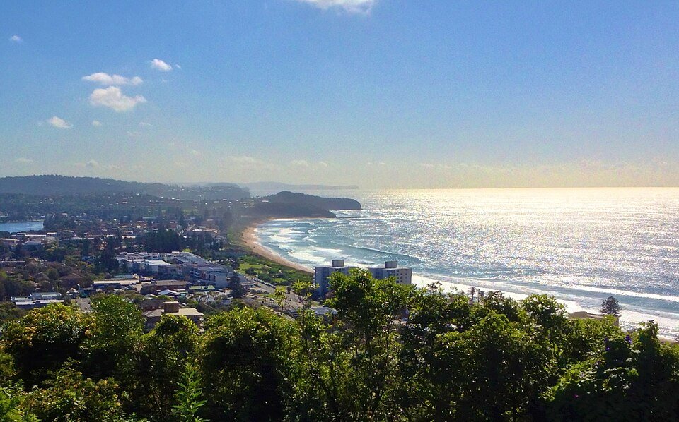 Coastal Clear Windows — professional window cleaning in Collaroy, Sydney’s Northern Beaches